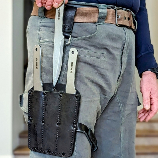 Handmade genuine leather sheath for a set of throwing knives - reliable protection and storage