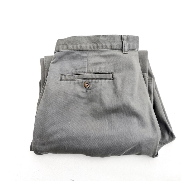 Vintage 90s Dockers Khaki Pants - Double Pleated Chinos Classic Fit made in Costa Rica